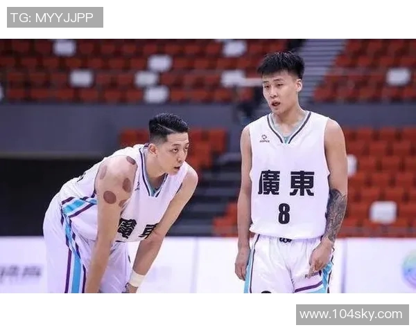 深圳篮球队全运会耐力表现评析展现团队精神与竞技实力 深圳篮球队全运会耐力表现评析展现团队精神与竞技实力